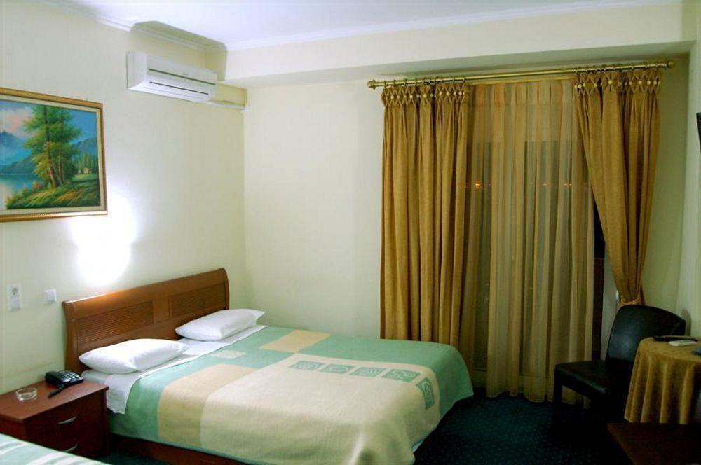 Hotel Alexandros Doxato ภายนอก รูปภาพ