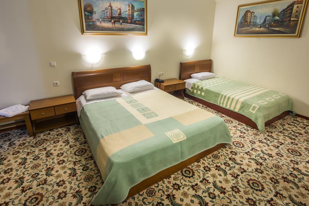 Hotel Alexandros Doxato ภายนอก รูปภาพ